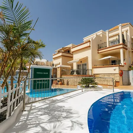 Amazing Renovated Pool View Apartment, 2 Min To Fañabe