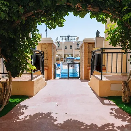 Apartamento Amazing Renovated Pool View Apartment, 2 Min To Fañabe *